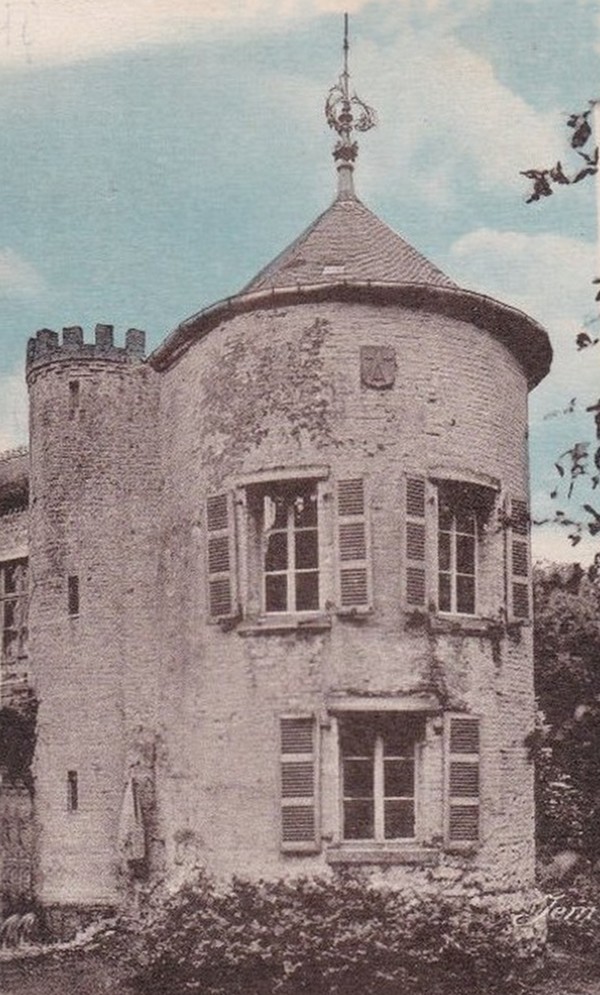 La tour du château de Beaurieux.
