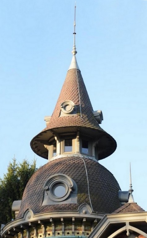 La Villa Evrard à Bellignies, la toiture.