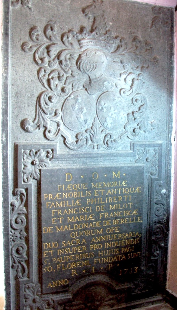 Pierre tombale de Philibert-François de Milot et de Marie-Françoise de Maldonade de Bérelles - 1713