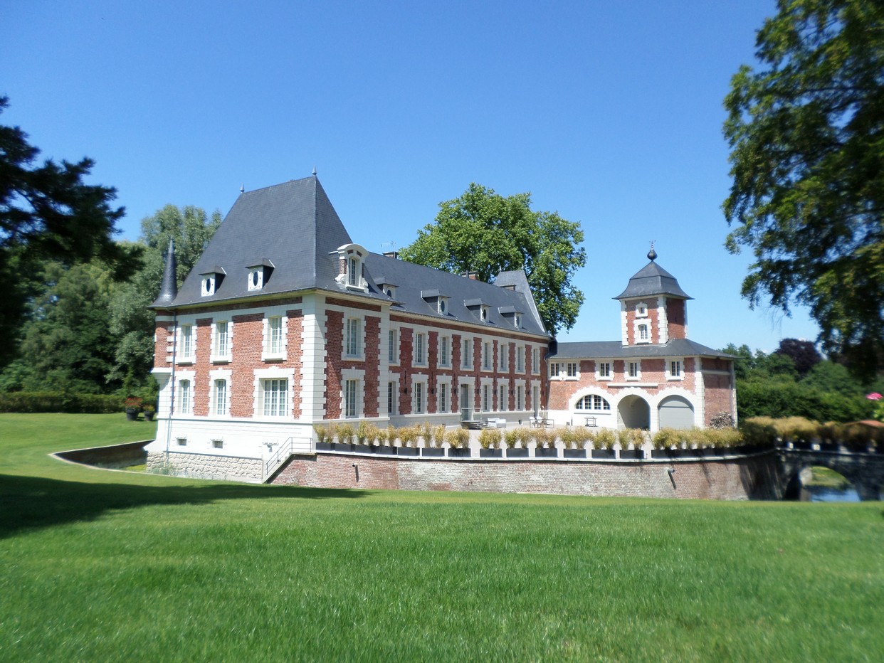 Le Château d'Eth.