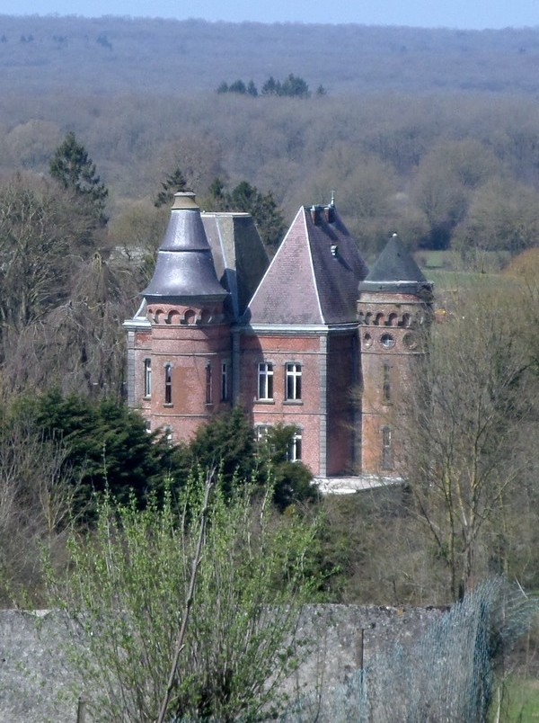 Le Château des Tourelles à Glageon