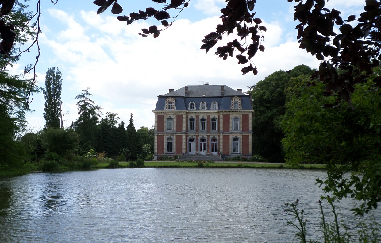 Le Château de Gontreuil à Gognies Chaussée.