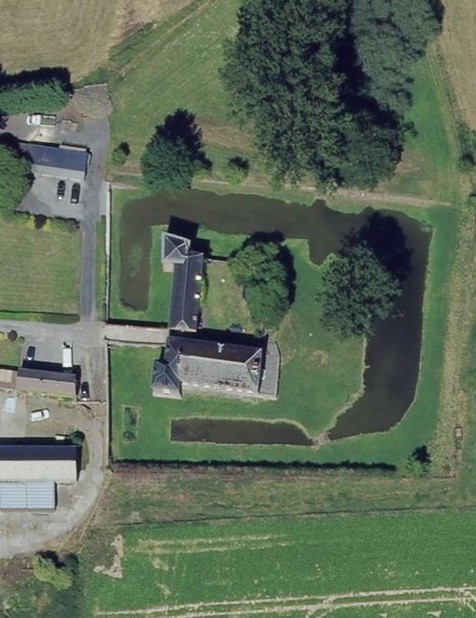 Château de Warnicamp en vue satellite.