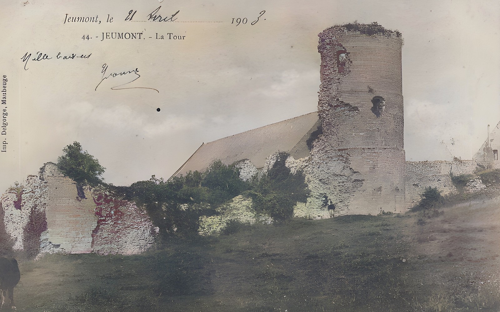 Carte postale des ruines du château de Jeumont.
