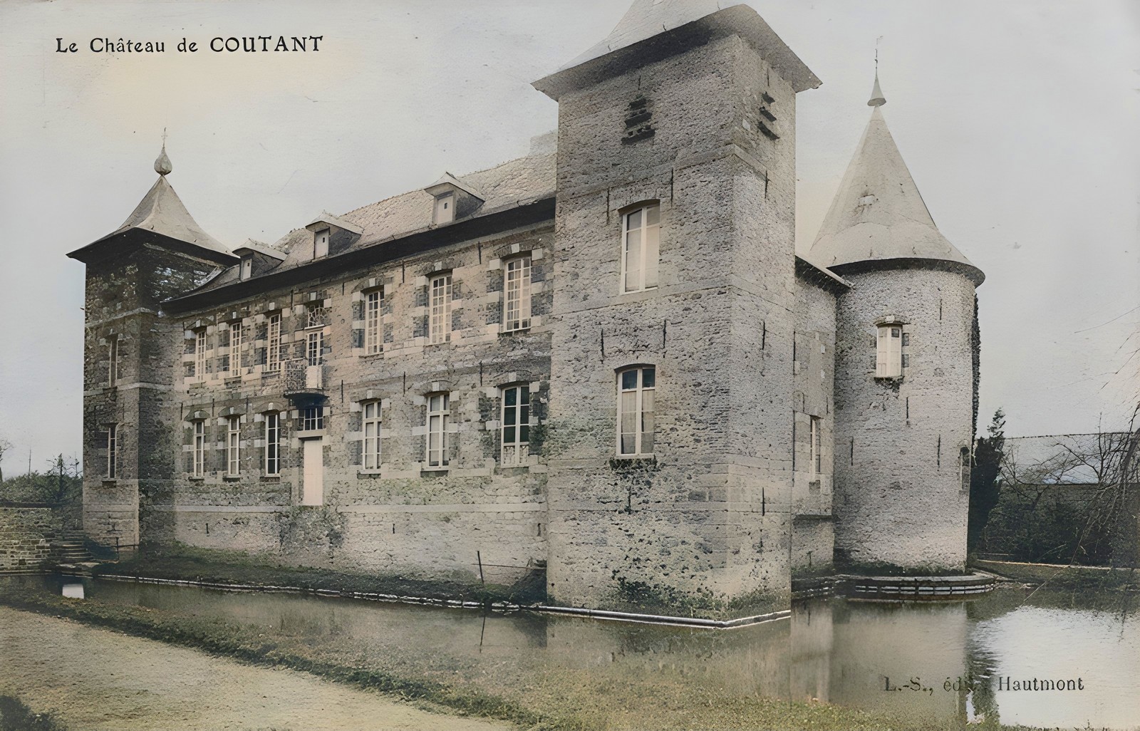 Le Château de Coutant à Saint Hilaire sur Helpe.