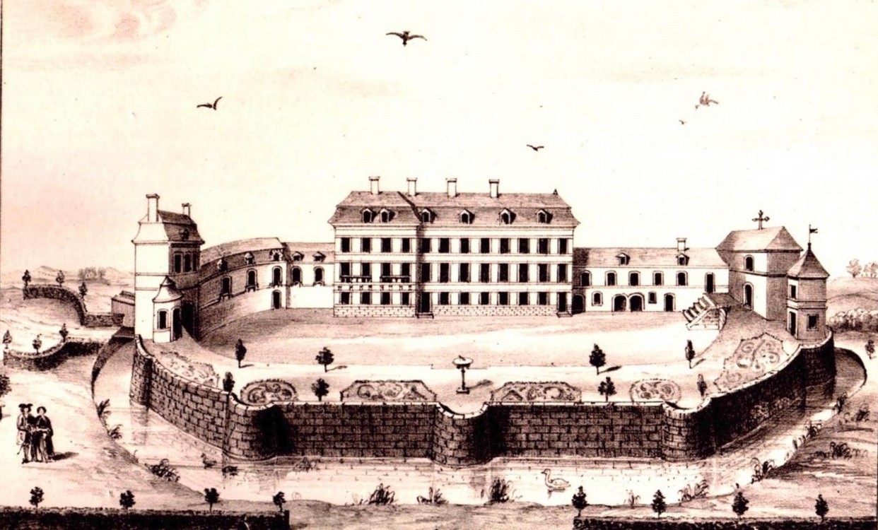 Le château de Trélon au XVIIIème siècle, lorsqu'il avait ses remparts