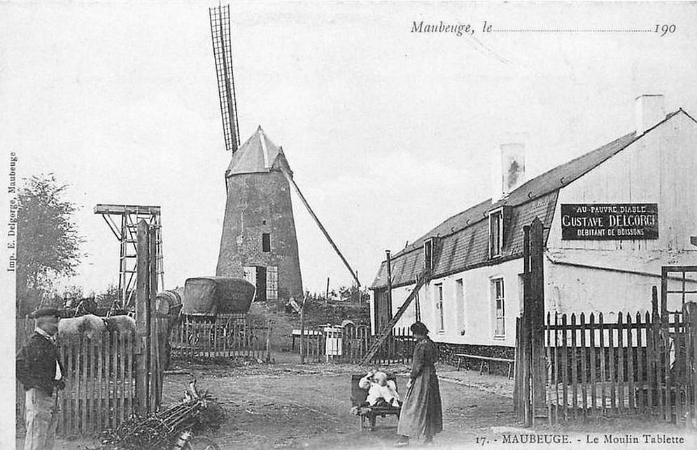 Avesnois, carte postale du moulin Tablette à Maubeuge.