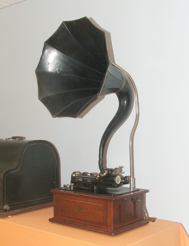 Musée de la machine parlante à Cousolre : Edison Triumph - 1906