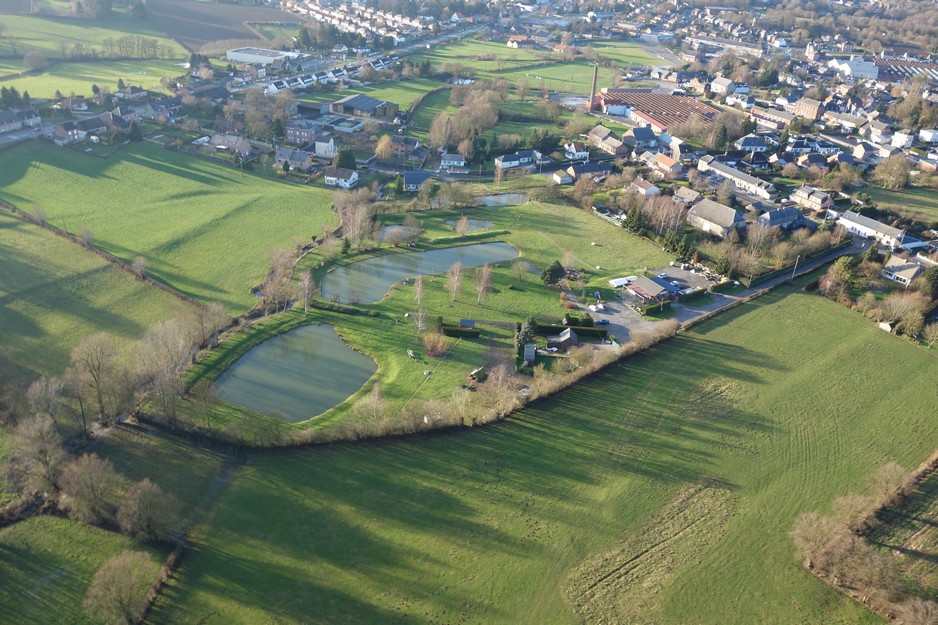 Les étangs d'Avesnelles, photo aérienne de Pascal Méresse.