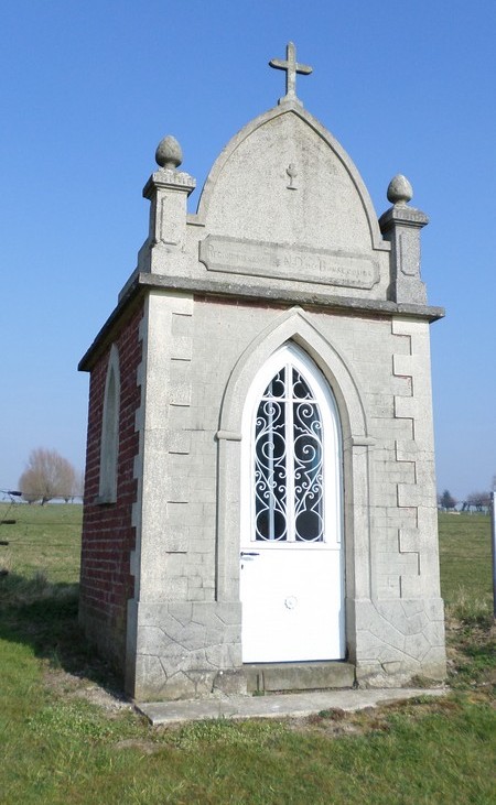 La chapelle du cimetière à Bellignies