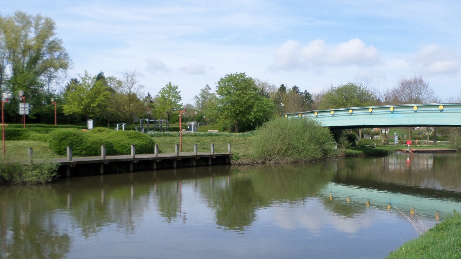 La halte fluviale à Boussières sur Sambre