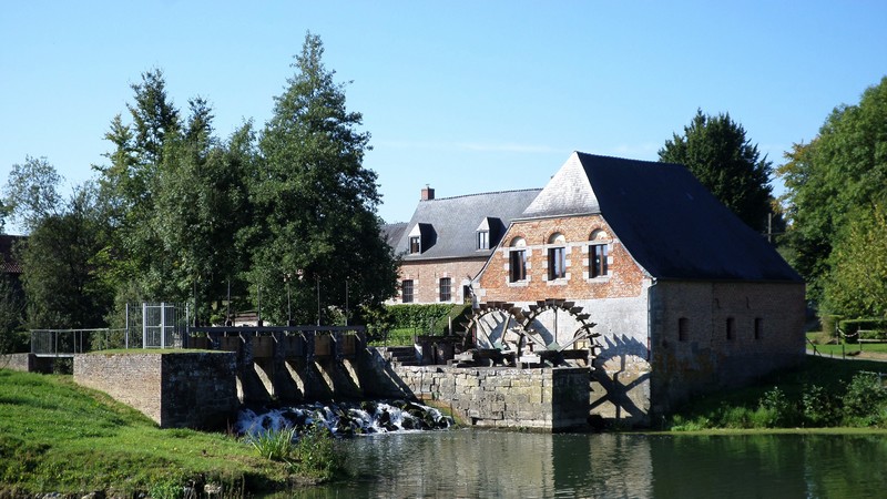 Photos de l'Avesnois, Le moulin de Taisnières en Thiérache