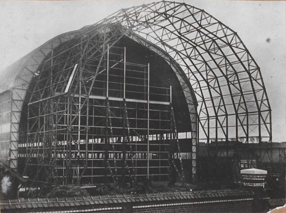 Le dirigeable à Maubeuge 