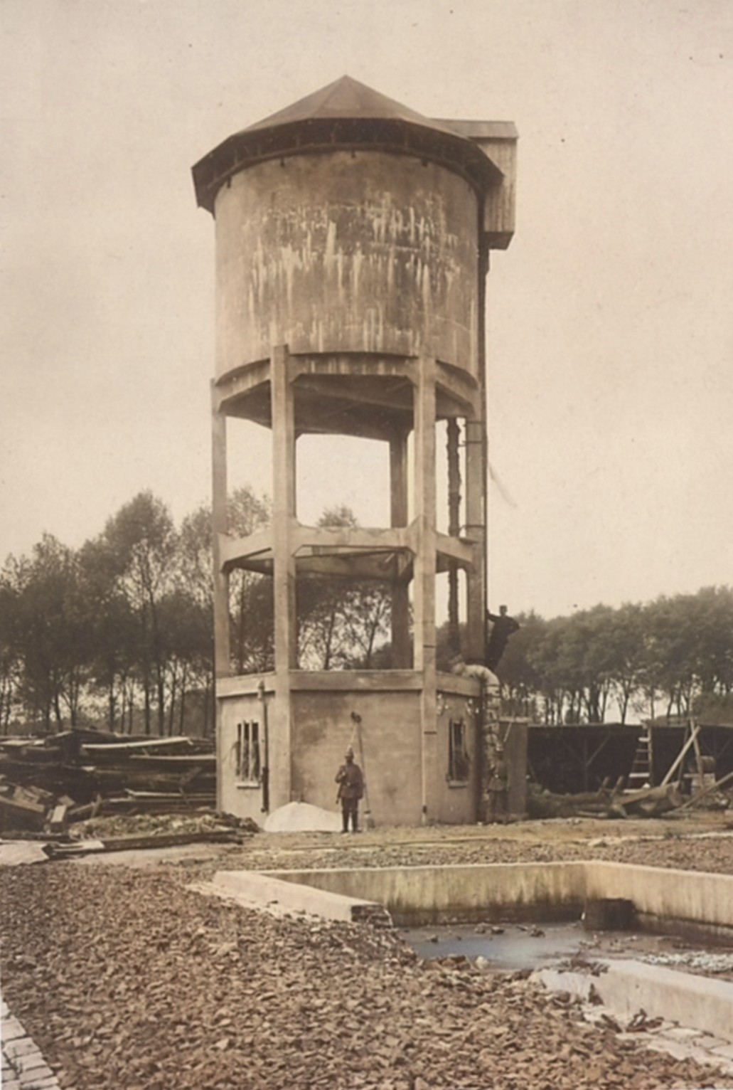 Le dirigeable à Maubeuge 