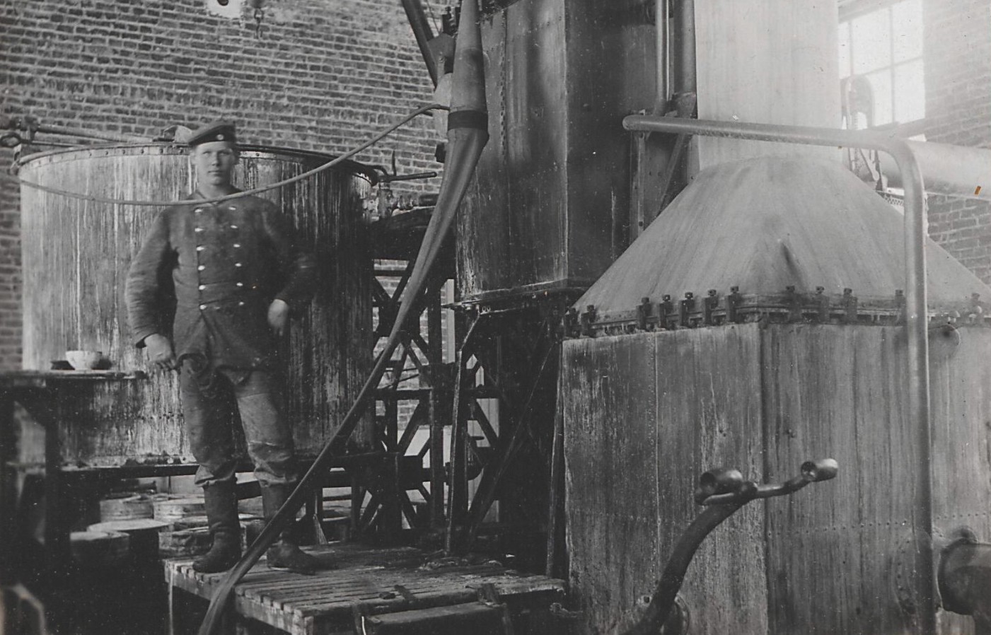 Le dirigeable à Maubeuge 