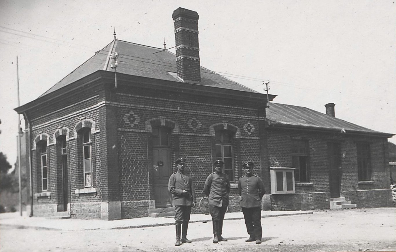 Le dirigeable à Maubeuge 