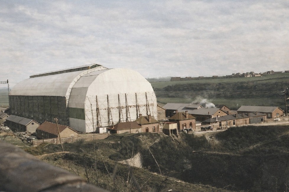 Le dirigeable à Maubeuge 