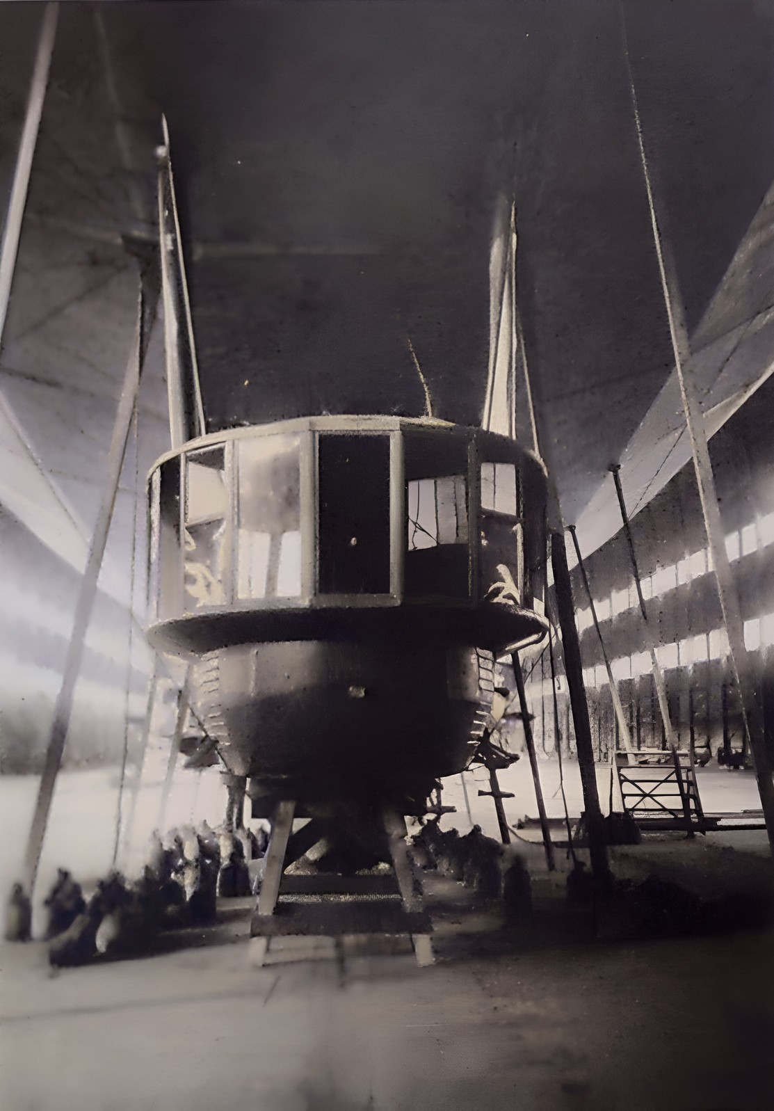 Le dirigeable à Maubeuge 