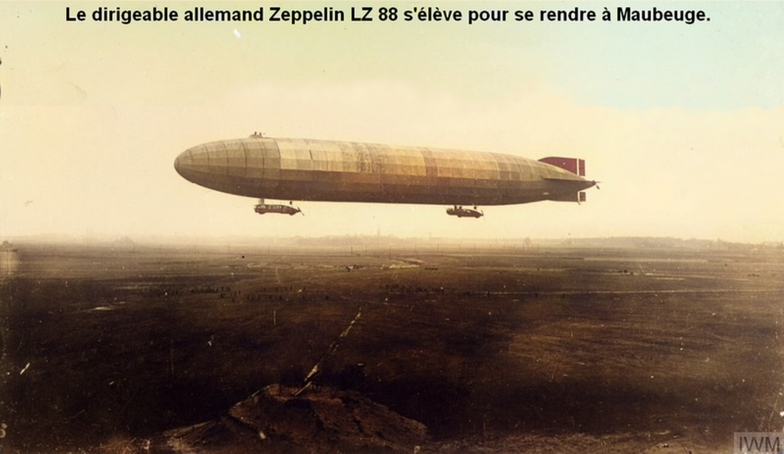 Le dirigeable à Maubeuge 