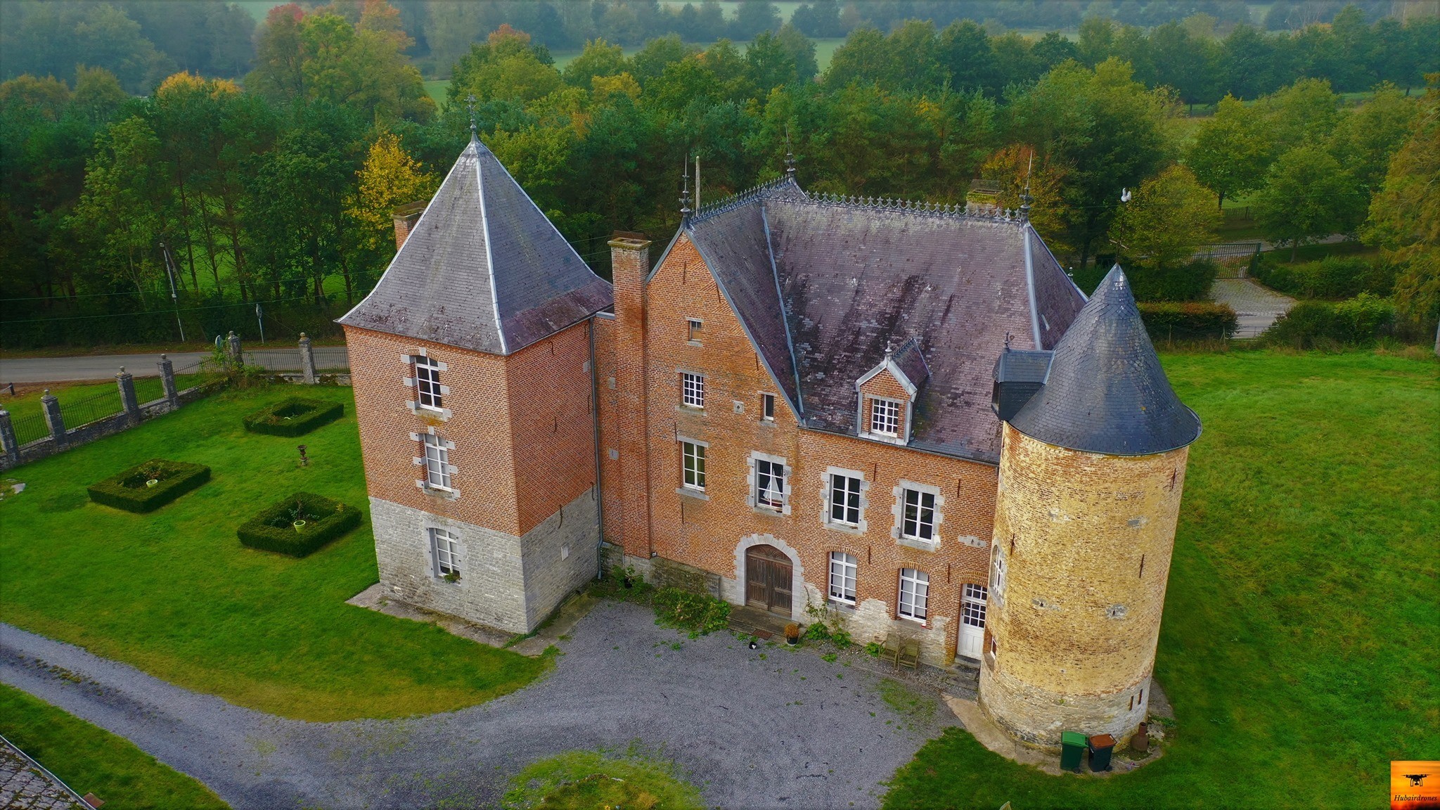 Château Voyaux à Eppe-Sauvage