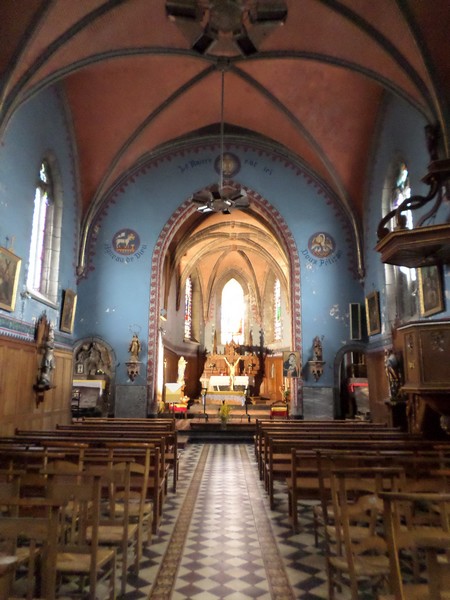 Eglise d'Eppe Sauvage, la nef.