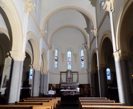 Église Saint-Jean-Baptiste de Ghissignies, intérieur.