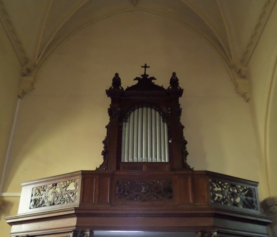 Eglise de Gommegnies, la tribune d'orgue.