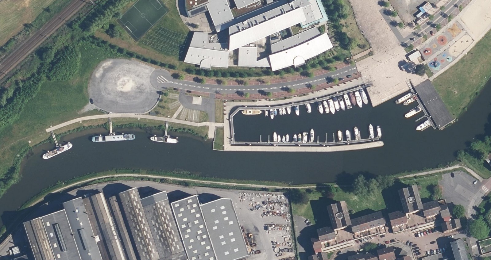 port de plaisance d'Hautmont.