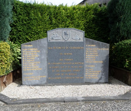 Monument aux morts de Jolimetz.