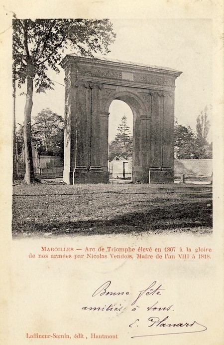 Arc de Triomphe de Maroilles, carte postale ancienne.