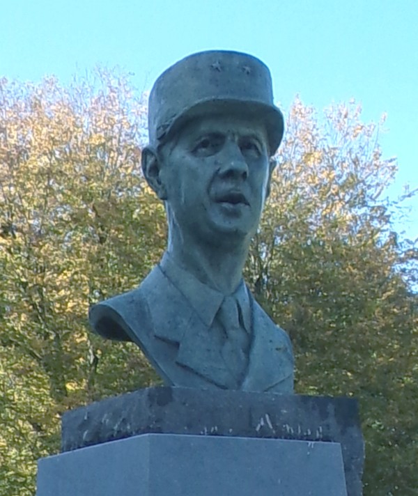 Maubeuge Buste du Général de Gaulle.