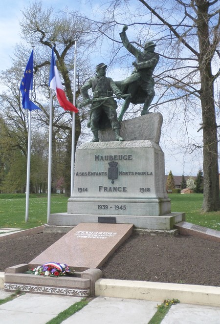 Monument aux Morts du sculpteur René Bertrand-Boutée à Maubeuge