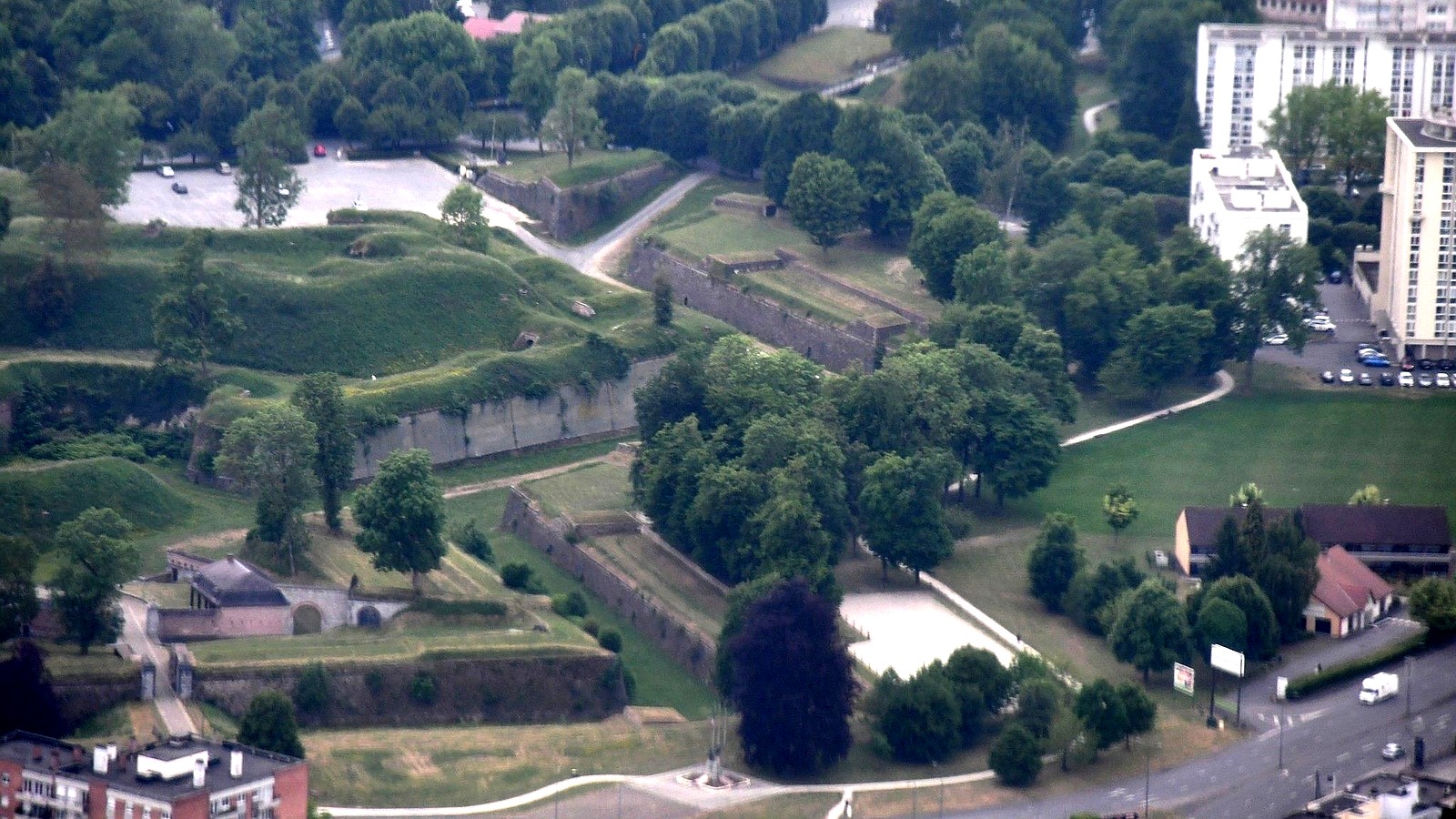 Les remparts de Maubeuge.
