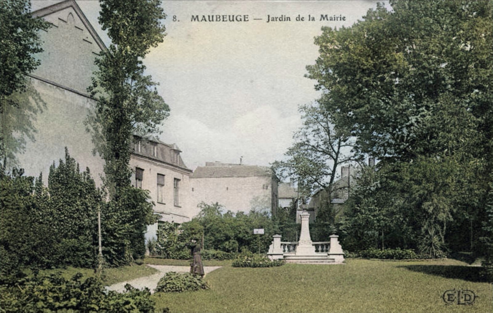 Cartes postales de Maubeuge, square Sadi Carnot