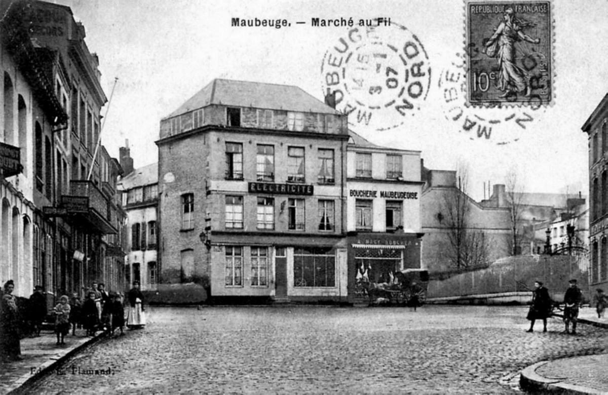 Maubeuge, le marché ax fils en 1907