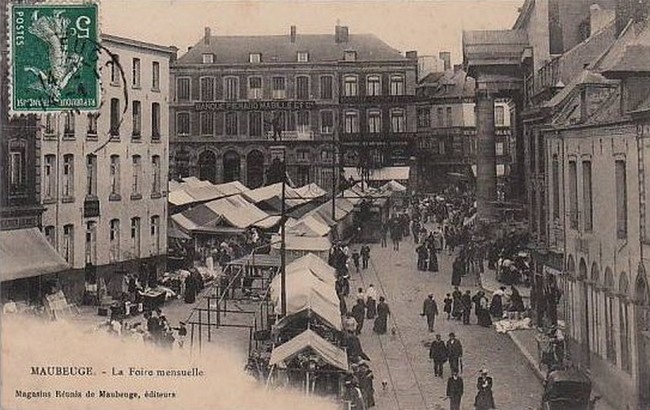 Cartes postales anciennes de Maubeuge, Place Mabuse.
