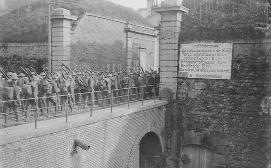 Maubeuge, la porte de Bavay en 1918.