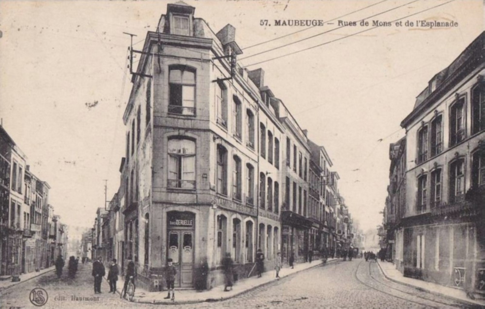 Maubeuge en carte postale, rue de Mons et de l'Esplanade