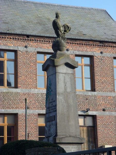 Monument aux morts de Monceau st Waast