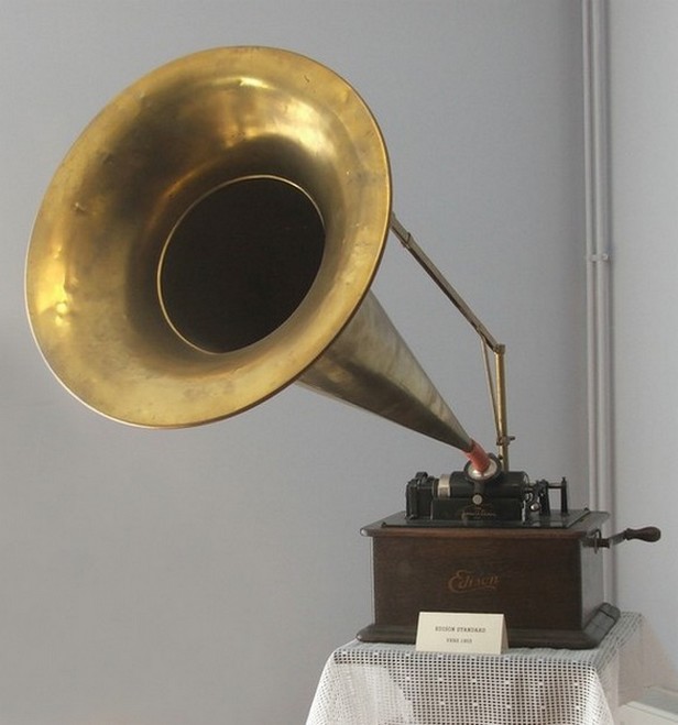 Musée de la machine parlante à Cousolre : Edison standard vers 1903