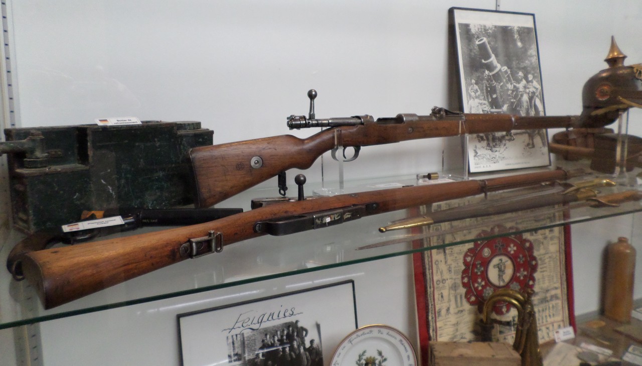 Musée du Fort Leveau à Feignies : armes.