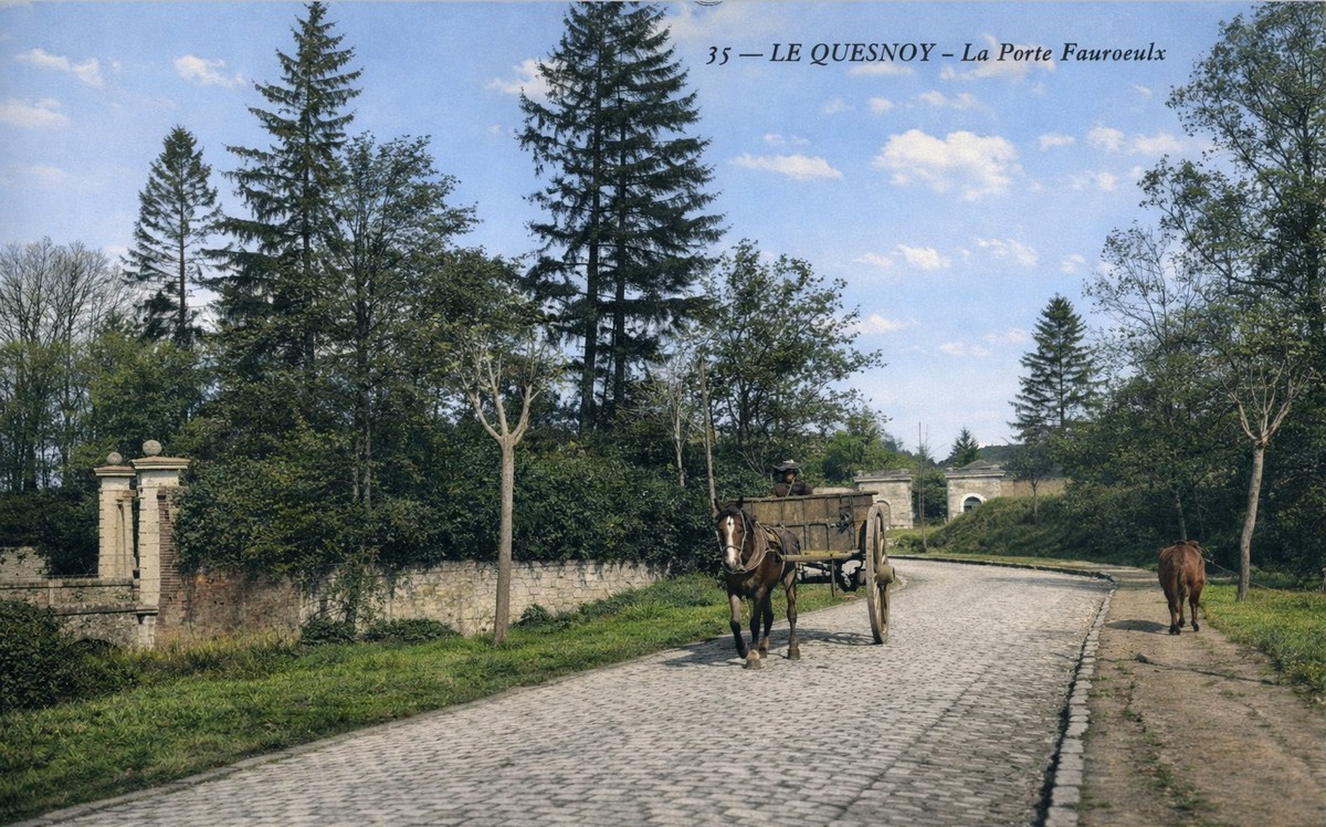 Entrée de la demi-lune 96 et porte de Landrecies