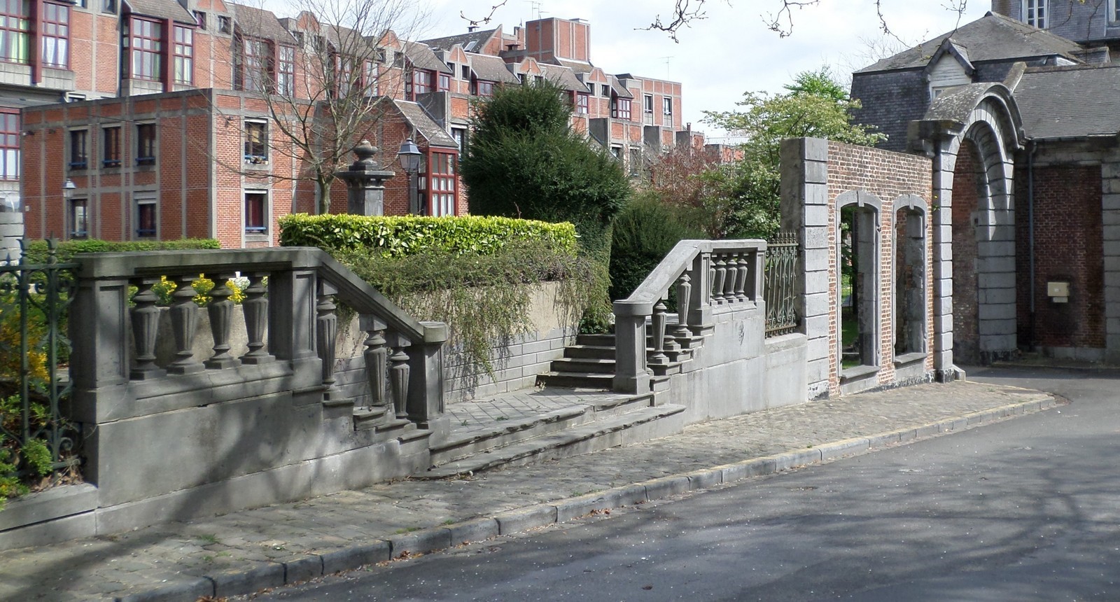 Vestiges de l'ancienne Caisse d'Épargne de Maubeuge