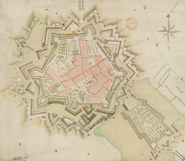 Le Quesnoy, ses remparts. Histoire des fortifications de Vauban. Plan de 1792.