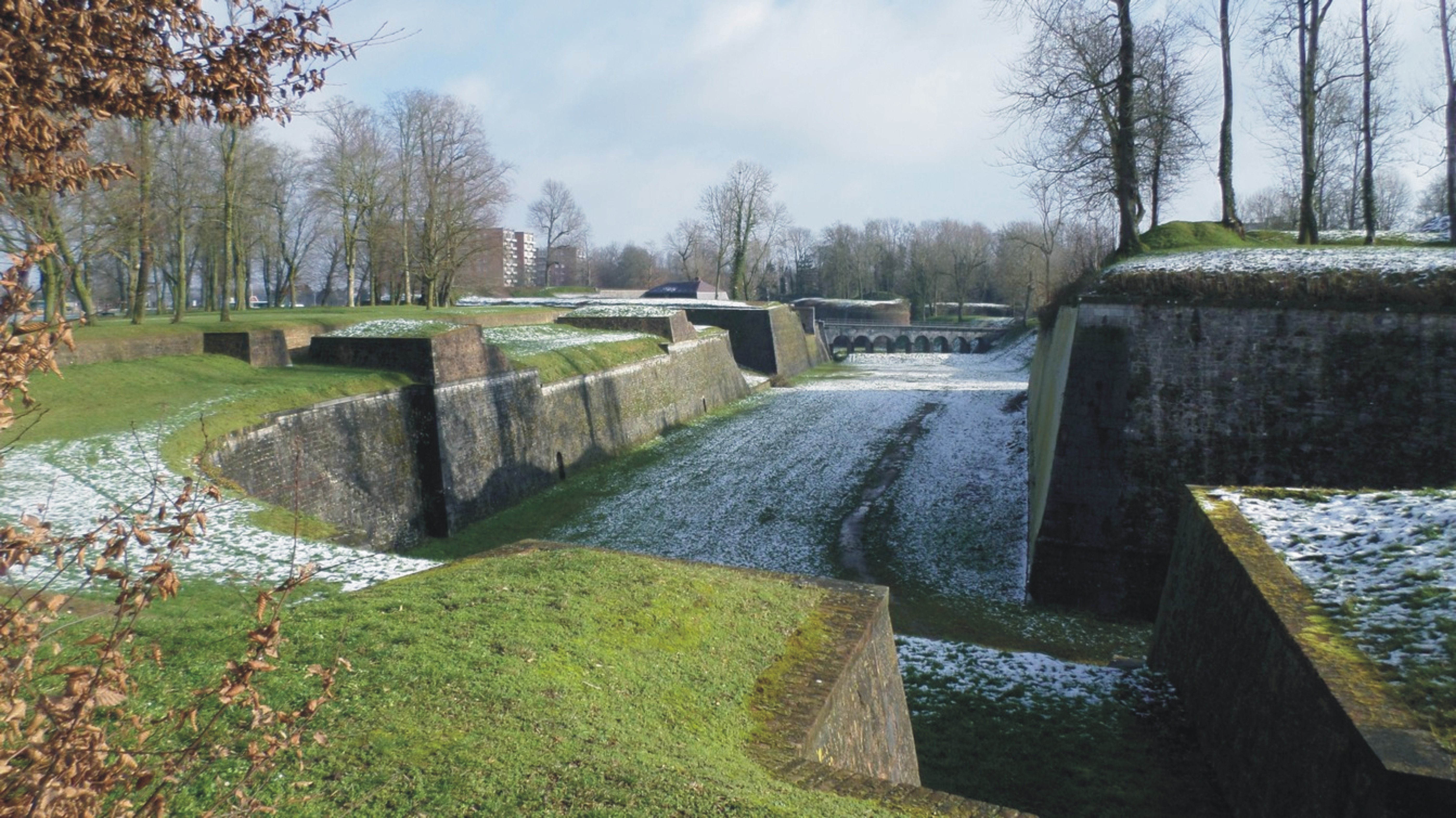 Les remparts de Maubeuge, le fossé Nord du bastion de Bavay.