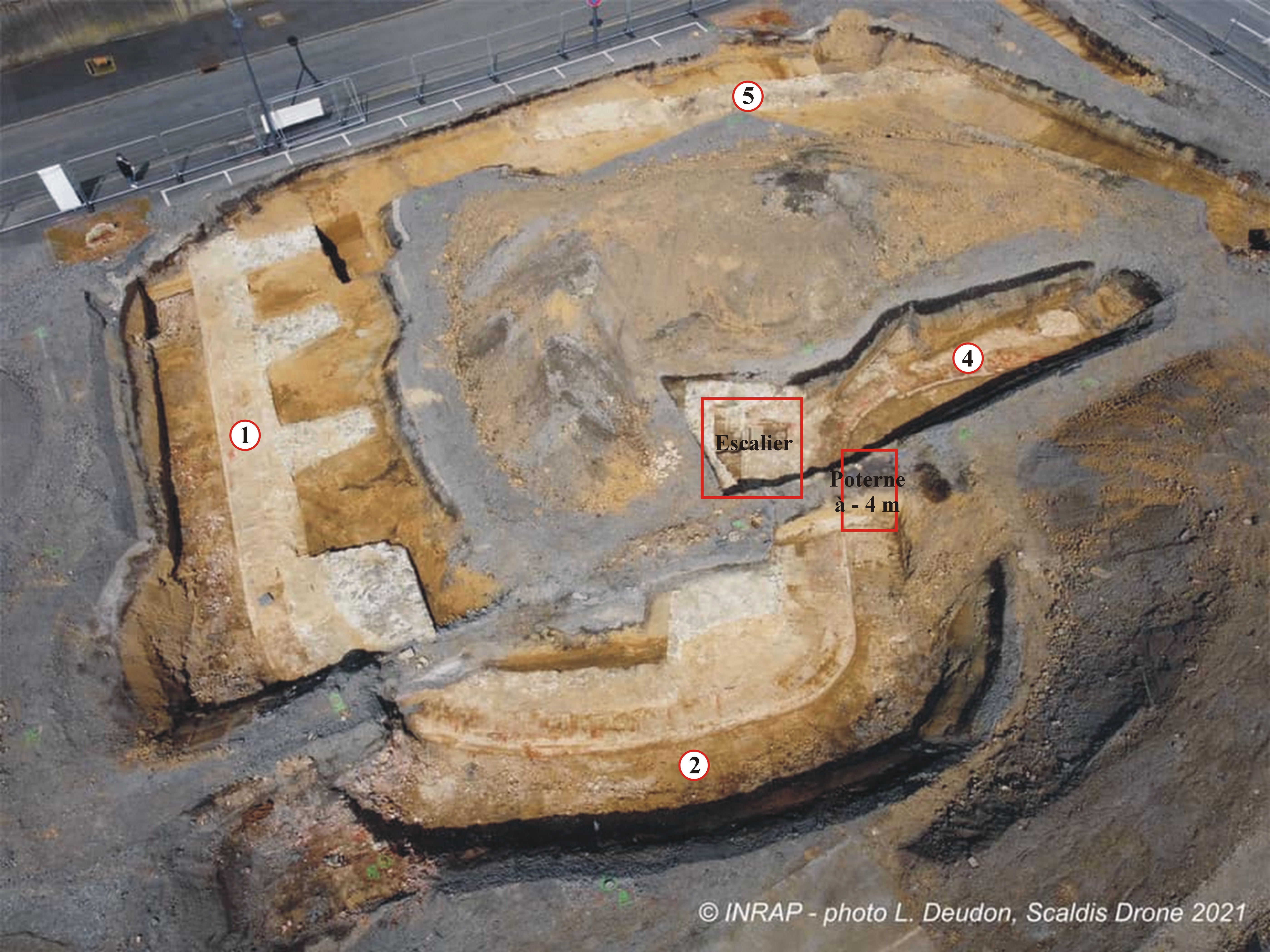 Remparts de Maubeuge, fouilles 2021 vues d'un drone.