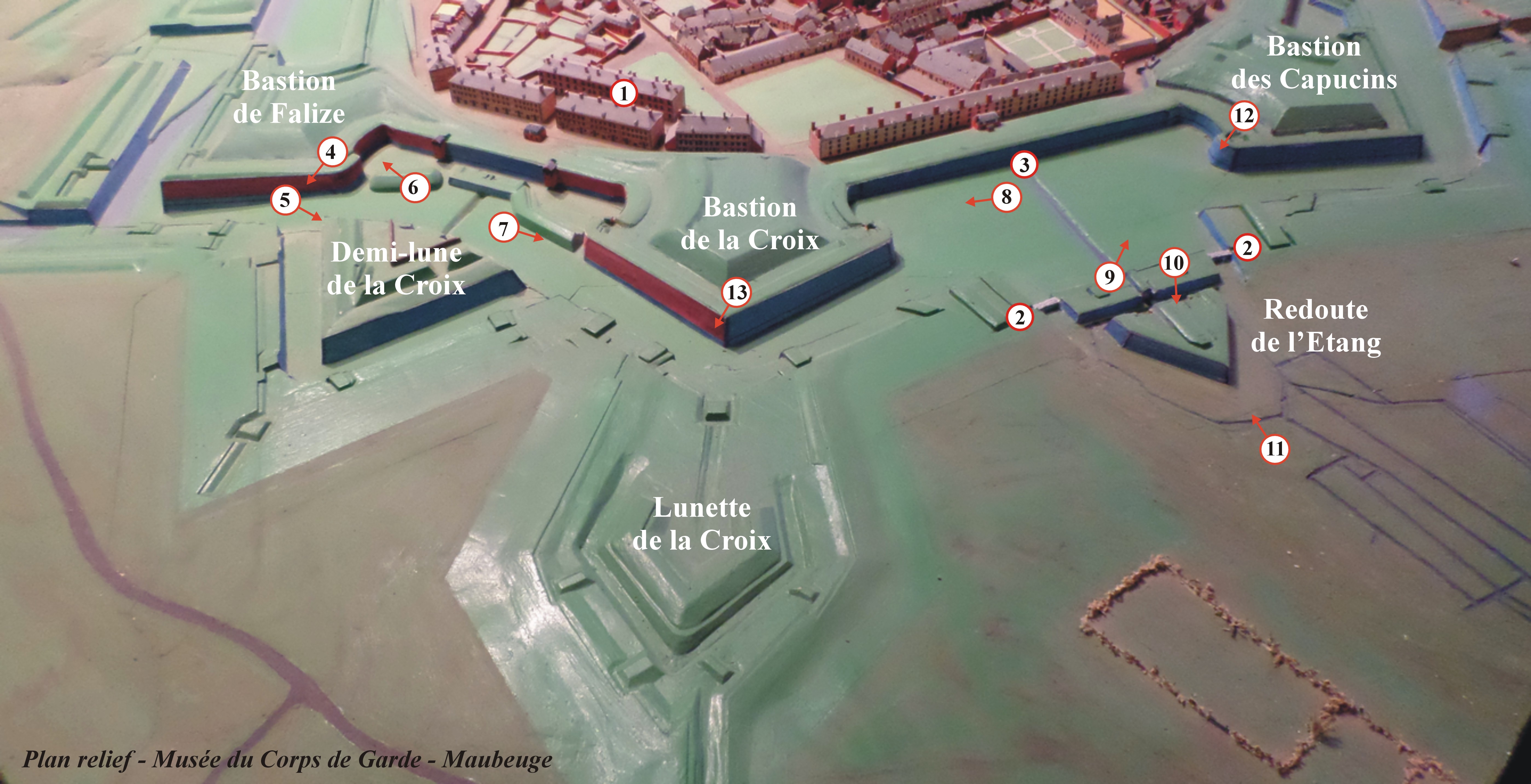 Remparts de Maubeuge, les bastions des Capucins, de la Croix et de Falize.