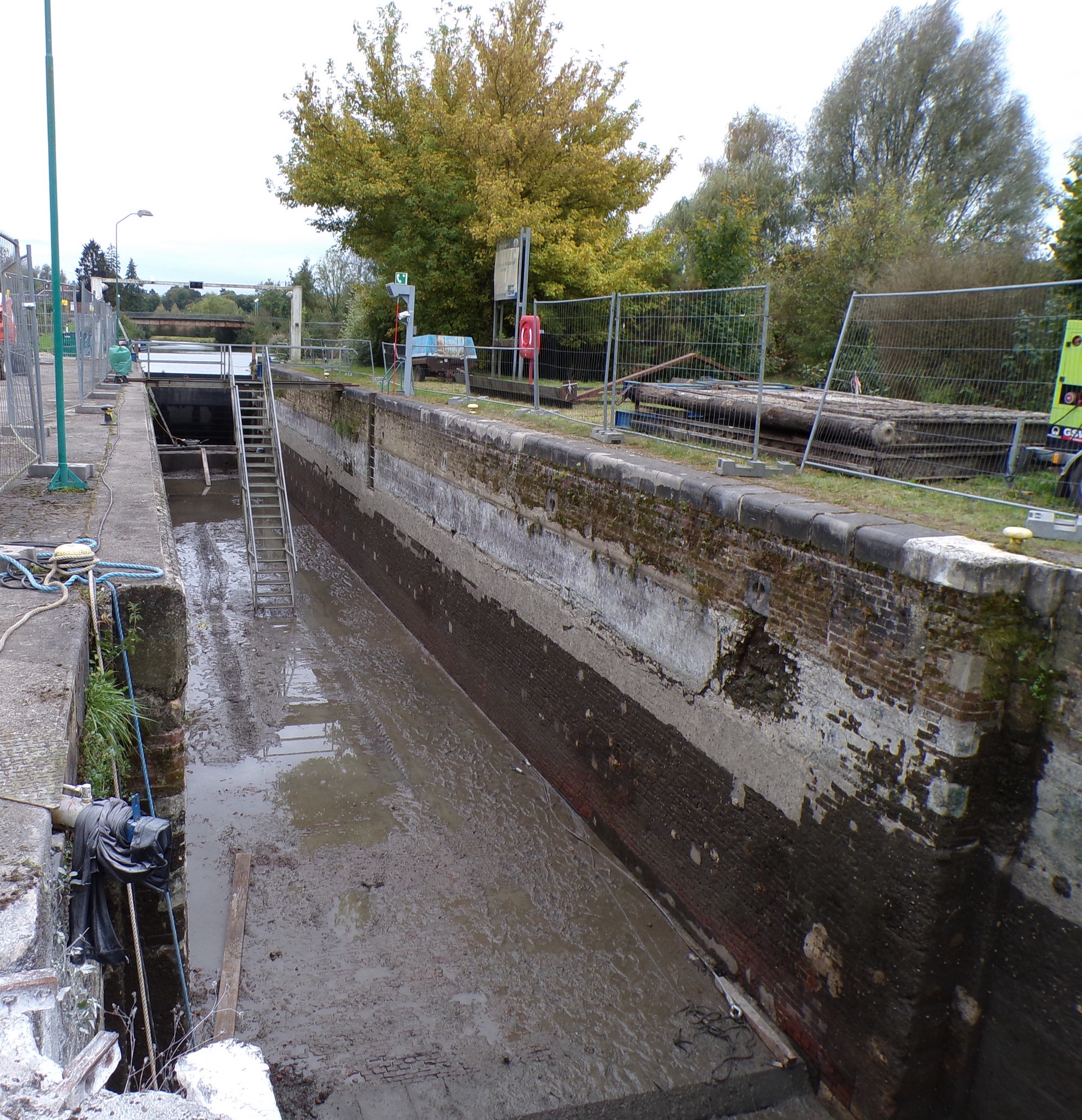 Sambre, travaux écluse de Quartes