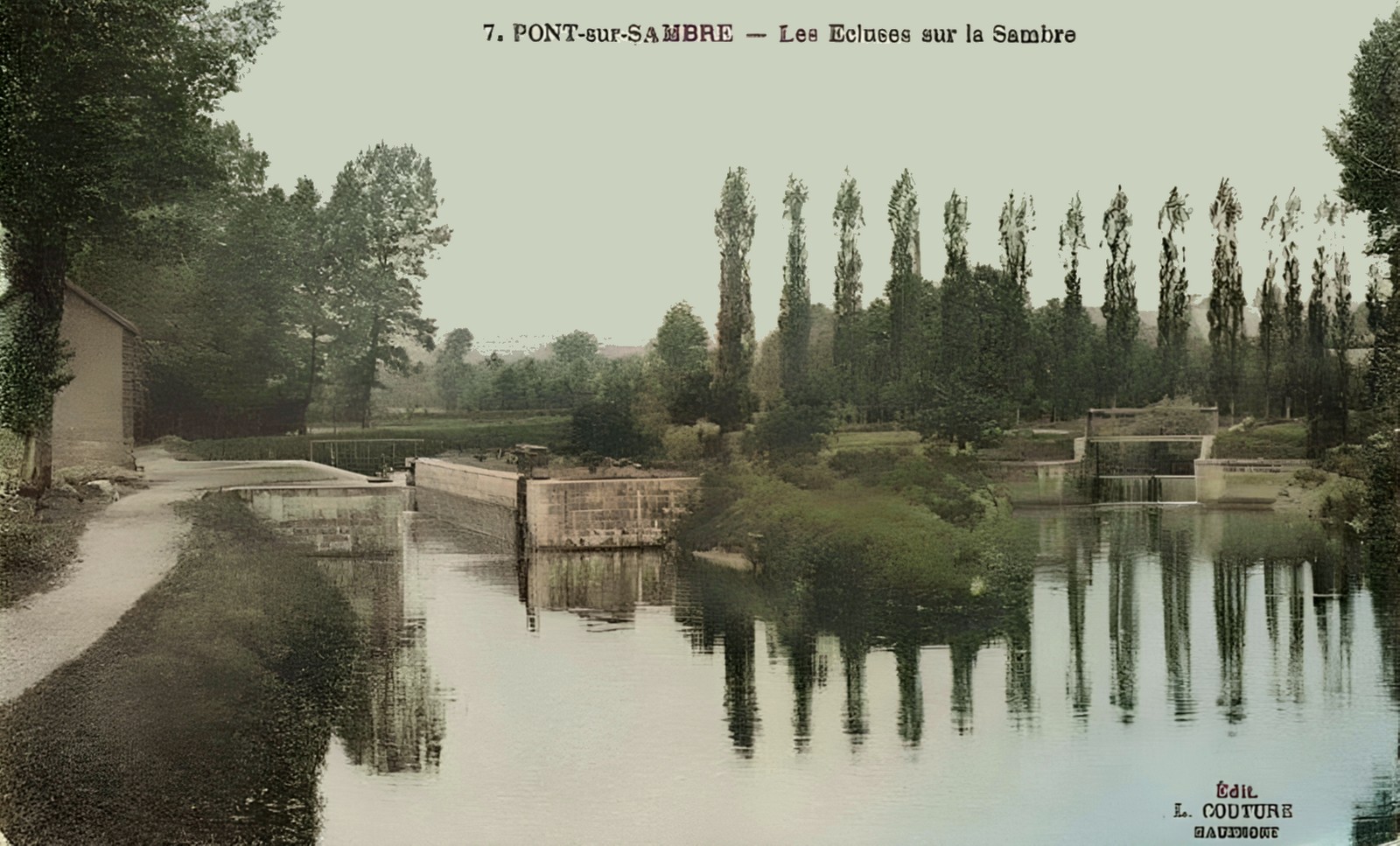 Ecluse de Pont sur Sambre. carte postale