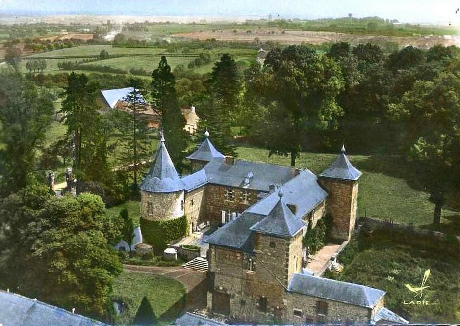 Château Coutant à St Hilaire sur Helpe